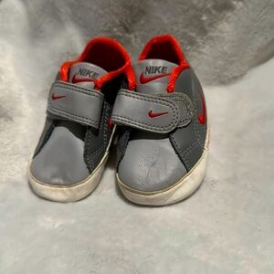 Nike crib shoe 2